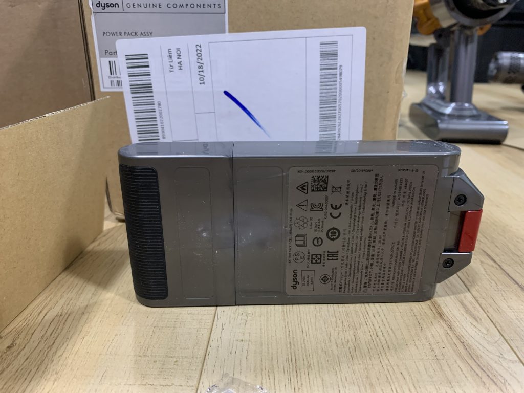 Địa chỉ bán Pin máy hút bụi Dyson V11